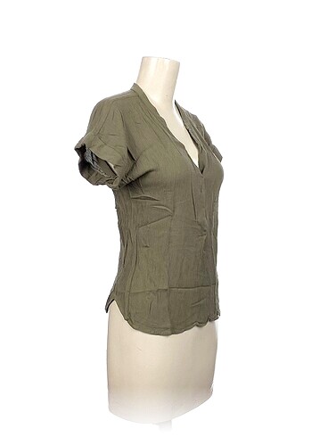 H&M H&M Bluz %70 İndirimli.