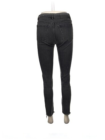 38 Beden Pull and Bear Skinny %70 İndirimli.
