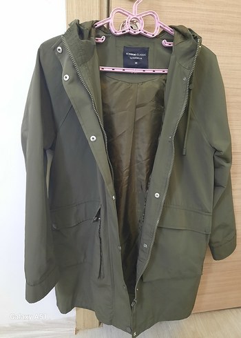 LCW Grace Kadın Kapüşonlu Düz Midi Mont - Görsel 2