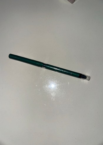 Loreal yeşil göz kalemi - Görsel 3