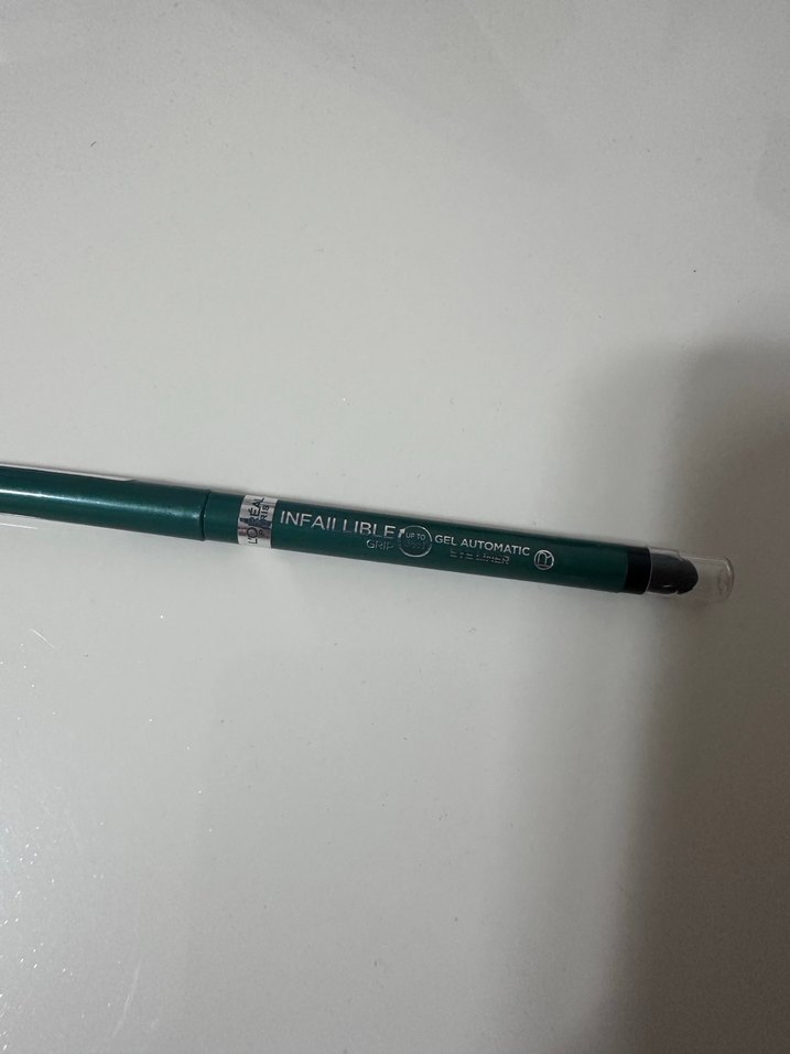 Loreal yeşil göz kalemi - Görsel 5