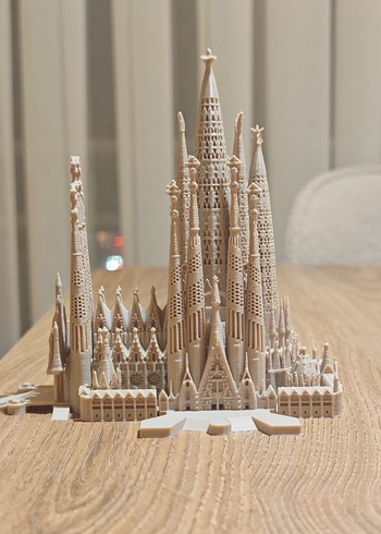 3d sagrada familia - Görsel 2