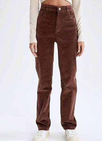 Straight Fit Geniş Paça Kadife Pantolon