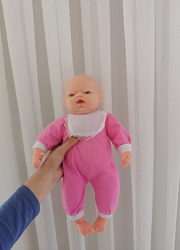 Oyuncak bebek 