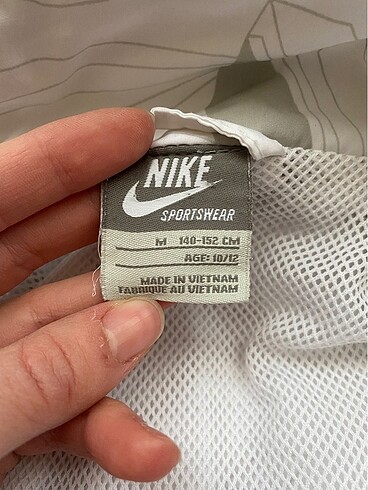 m Beden beyaz Renk Nike yağmurluk