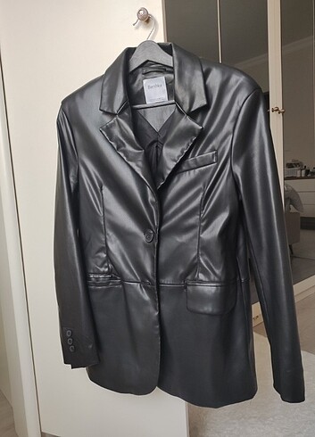 Bershka deri blazer