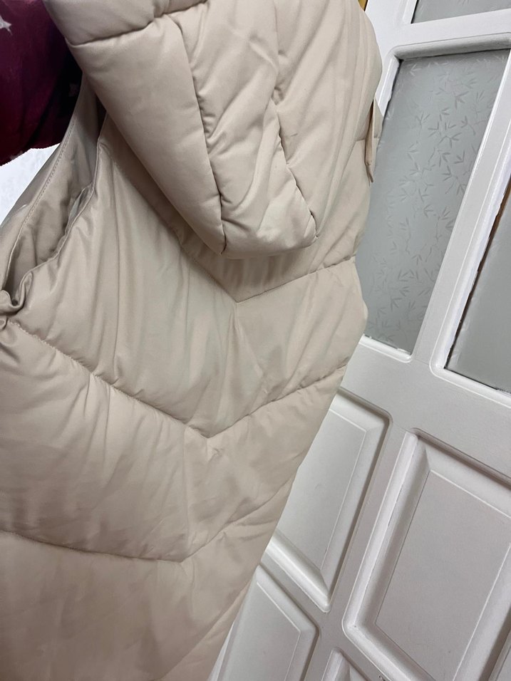 Bej Kapüşonlu Kadın Şişme Yelek - Görsel 3