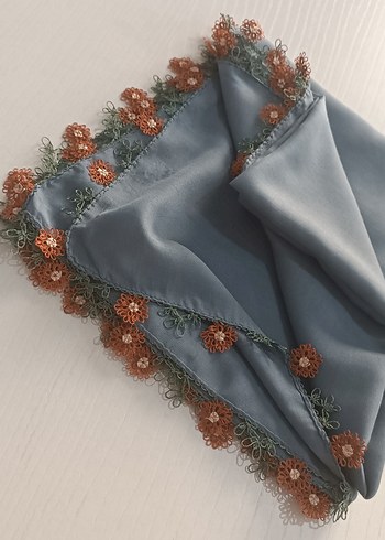 Dantel Detaylı Gri Kadın Fular - Görsel 3