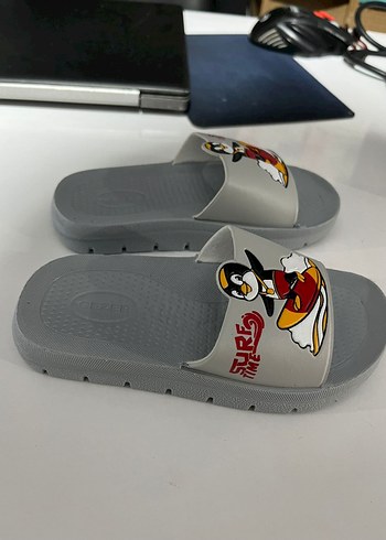 29 Beden Gri Baskılı Erkek Çocuk Terlik
