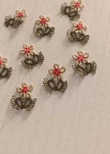 Çok Renkli Çiçekli Tırnak Süsleri - Görsel 3