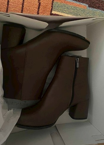 Kahverengi Deri Topuklu Kadın Bot - Görsel 4