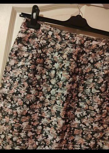 Perspektive Simli Çiçek Desenli Midi Etek - Görsel 3