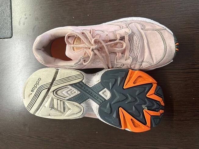 38 Beden 38 numara Adidas çocuk spor ayakkabı