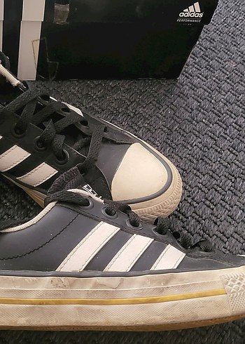 37,5 Beden Adidas Kadın Siyah Çizgili Spor Ayakkabı