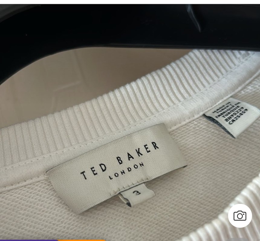 Kadın swit marka temsilidir ön kısmında belirsiz çay lekesi var - Görsel 2