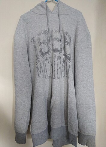 Gri sweatshirt 