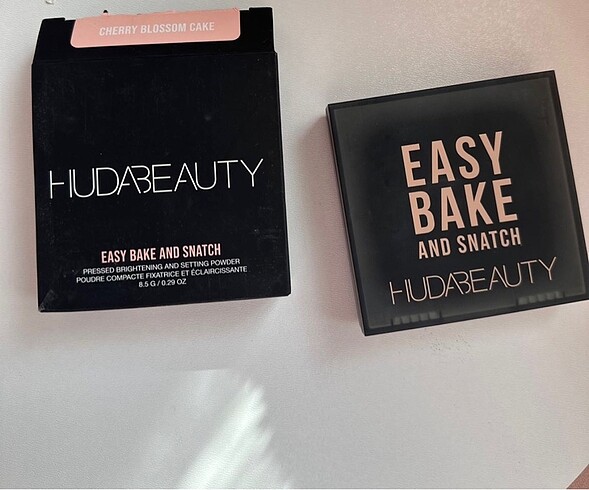 HUDABEAUTY CHERRY BLOSSOM PUDRA