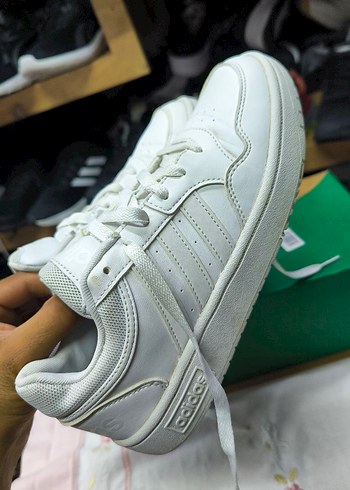 Beyaz Bağcıklı Kadın Spor Ayakkabı - Görsel 5