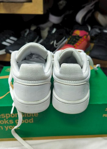 Beyaz Bağcıklı Kadın Spor Ayakkabısı - Görsel 4