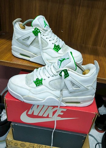 Nike Beyaz Erkek Spor Ayakkabı