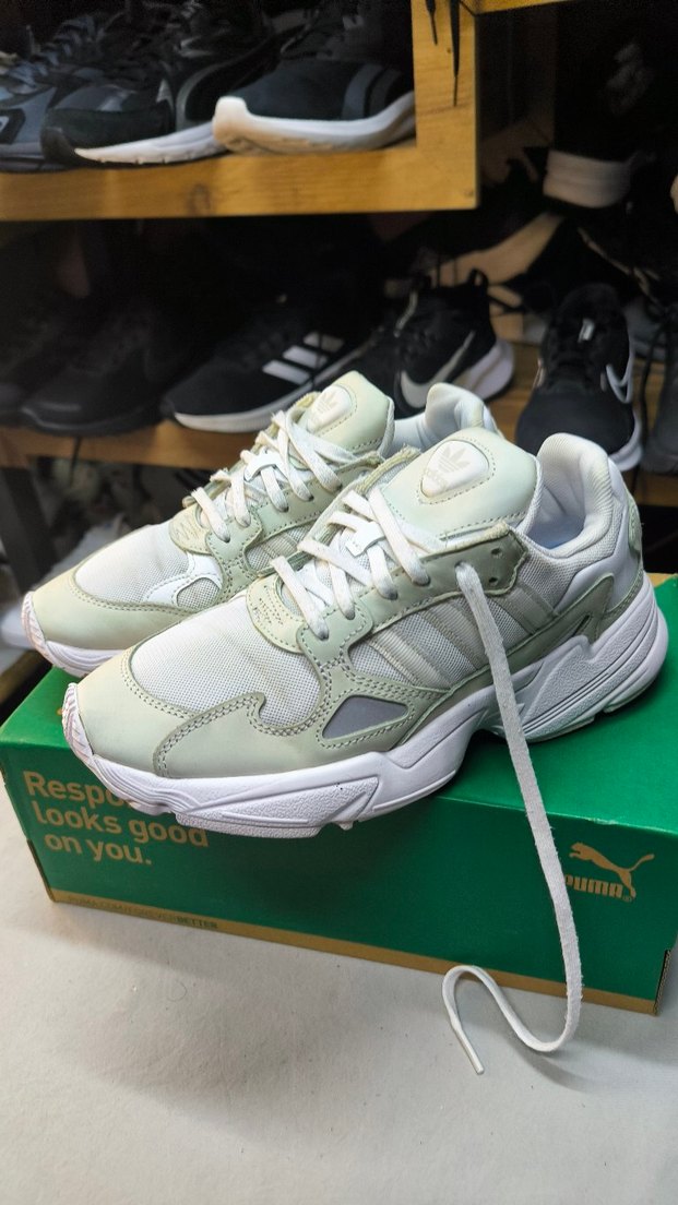 Beyaz Bağcıklı Kadın Spor Ayakkabısı - Görsel 3