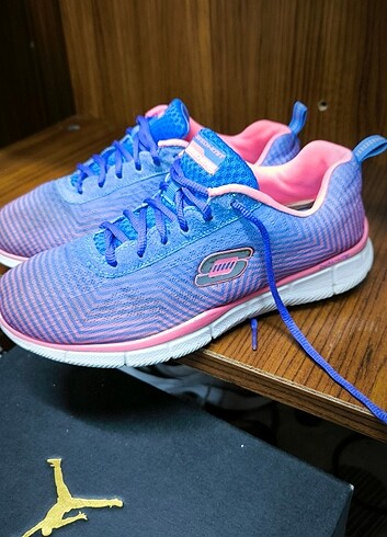 38,5 Beden Skechers sneaker