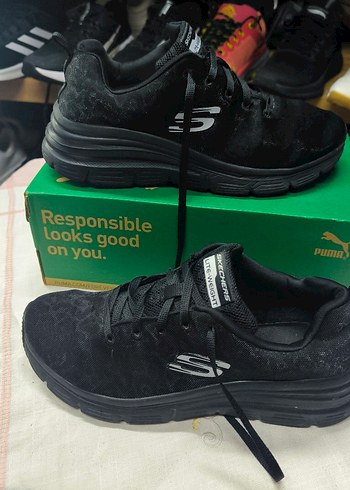 Skechers Siyah Kadın Spor Ayakkabı