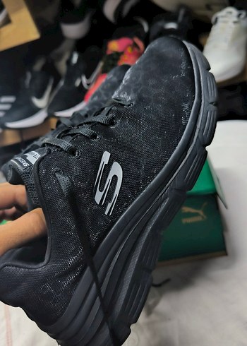 Skechers Skechers Siyah Kadın Spor Ayakkabı