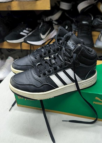 36,5 Beden adidas sneaker