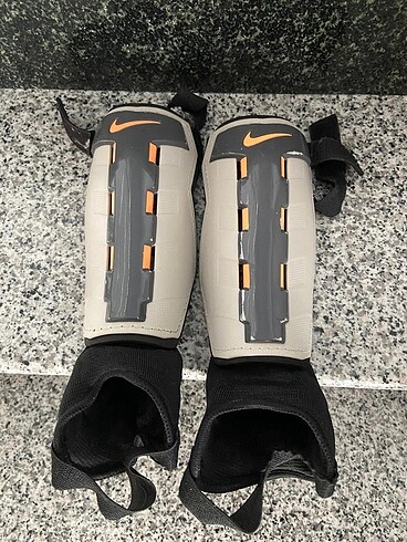  Nike kemiklik