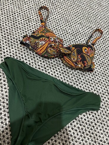 l Beden çeşitli Renk Bikini