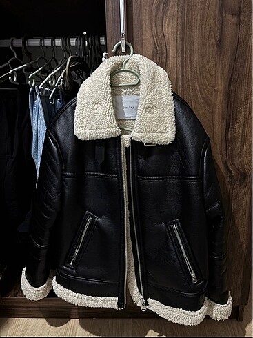 Bershka çift taraflı suni deri ceket