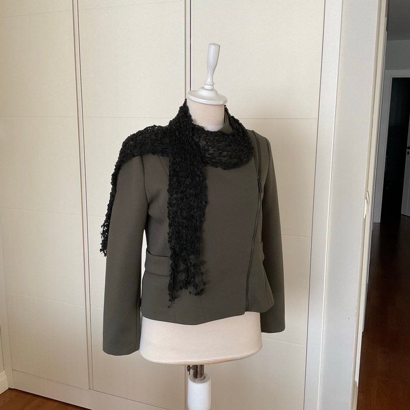 Siyah Örgü Kadın Atkı - Görsel 2