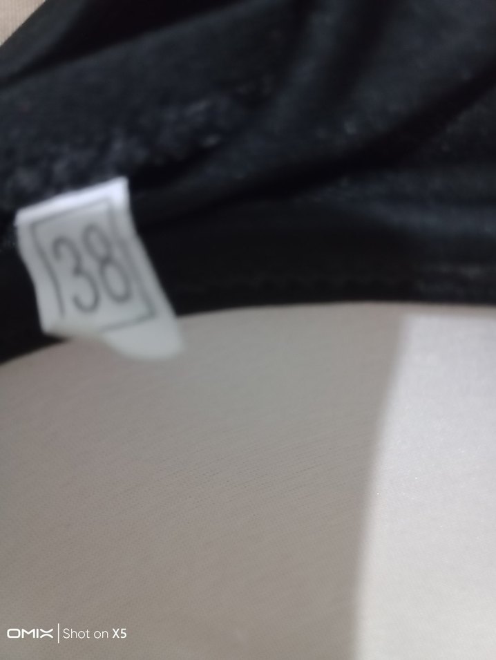 Siyah Strappy Tokalı Bikini Üstü - Görsel 3