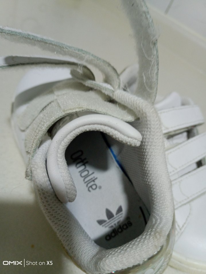 Kız Çocuk Beyaz Cırt Cırtlı Spor Ayakkabı - Görsel 3