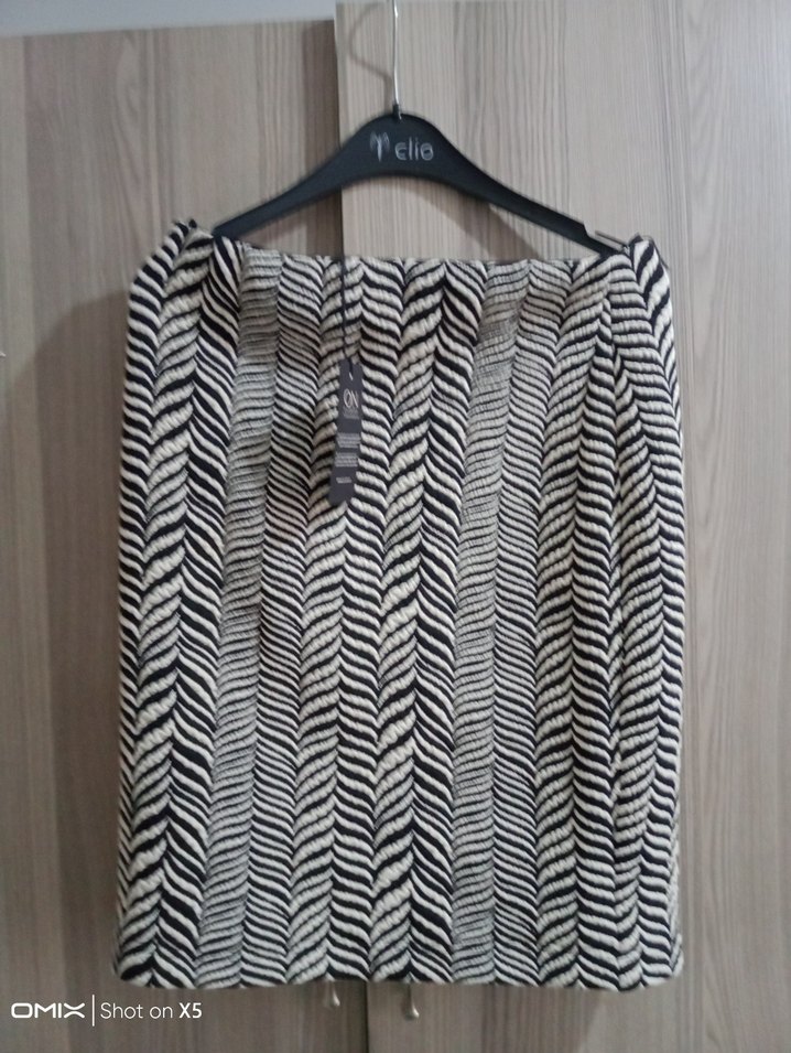 Zebra Desenli Gri Midi Mini Etek - Görsel 3