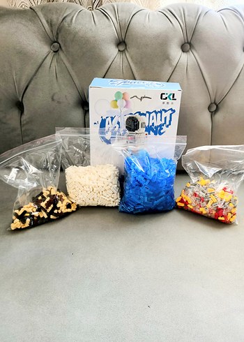 1888 parça astronot lego - Görsel 3