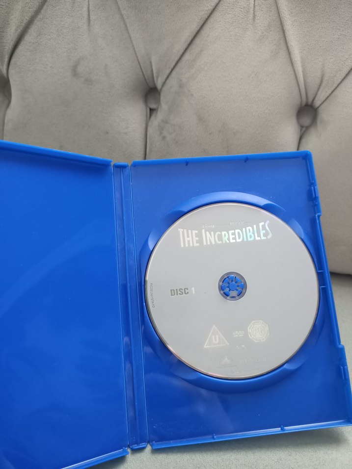 Disney Pixar İnanılmaz Aile DVD - Görsel 2