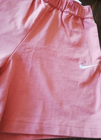 s Beden turuncu Renk Nike sıfır etiketli sort