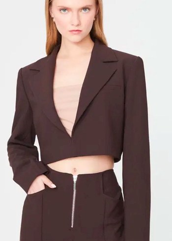 LoveMyBody Vatkalı Crop Blazer Ceket - Görsel 2