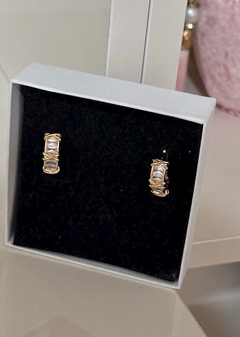 Xoxo gold çelik küpe - Görsel 2