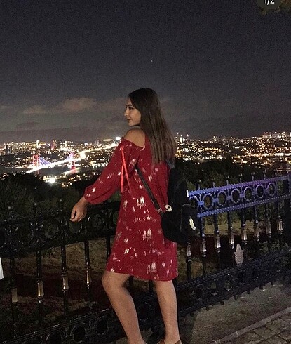 Kırmızı gri parıltılı kadın elbise