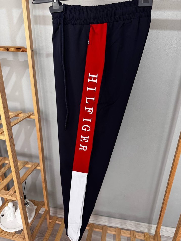 Tommy Erkek Kırmızı Baskılı Eşofman Altı - Görsel 2