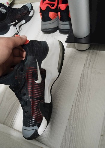 42 Beden Nike Siyah Basketbol Ayakkabısı