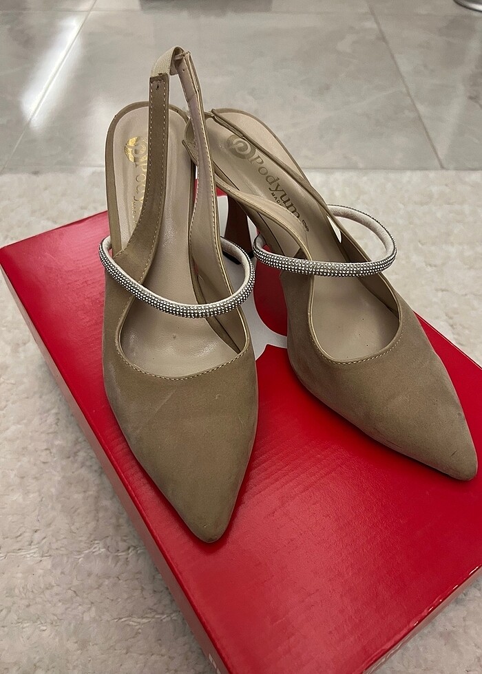 Topuklu ayakkabı ten rengi - Görsel 2