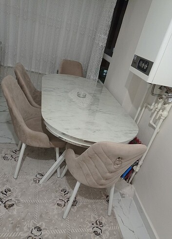 Beden Yemek masası