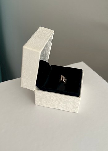 Pandora Pandora 'E' Harfi Charm