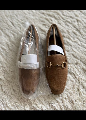 Kahverengi Süet Tokalı Kadın Loafer
