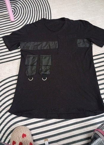 Siyah Kemerli Sokak Stili Tişört - Görsel 2