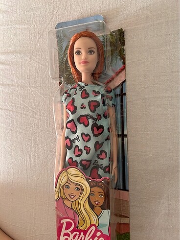 Beden Barbie şık bebekler